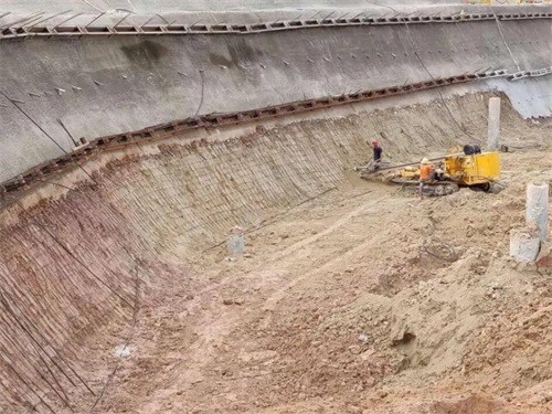 延吉基坑边坡加固